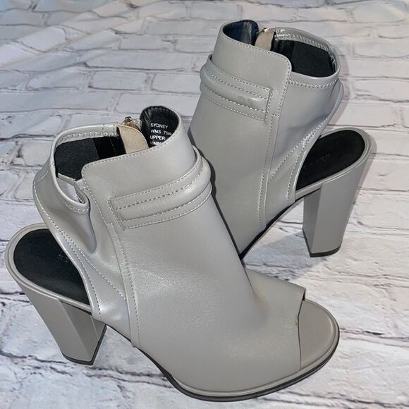Grey Kenneth Cole 'Sydney' Open Toe Booties - 7.5 - Picture 4 of 10